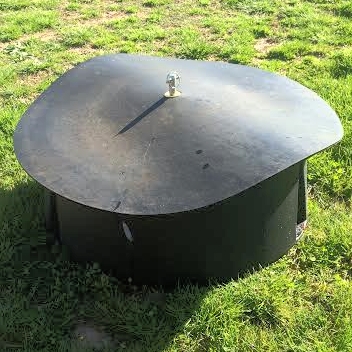 Ground Level Mineral Feeder
